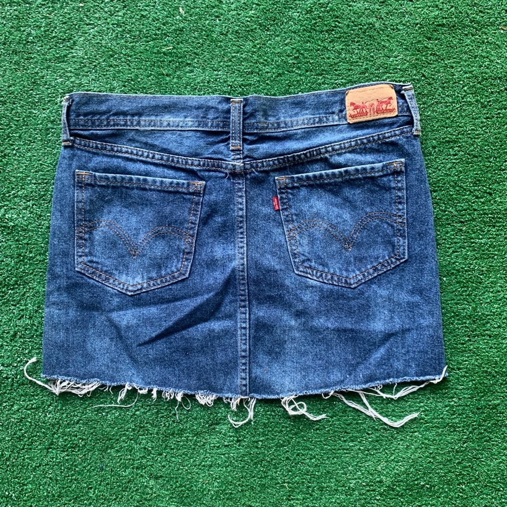 Levi’s denim mini skirt